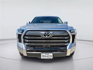 Toyota Tundra 2024 4x4 Limitado 4dr Cabina CrewMax Pickup SB