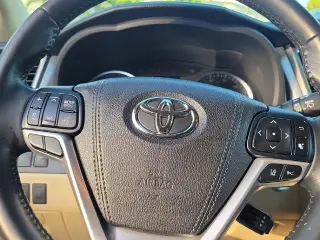 Toyota Highlander 2018 XLE 4dr SUV