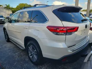 Toyota Highlander 2018 XLE 4dr SUV