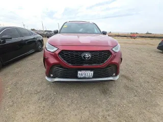 Toyota Highlander 2022 AWD XSE 4dr SUV