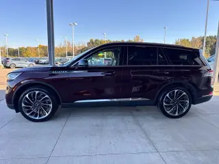 Lincoln Aviator 2021 AWD Reserve 4dr SUV