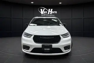 2025 Chrysler Pacifica