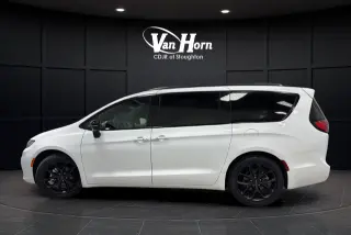 2025 Chrysler Pacifica