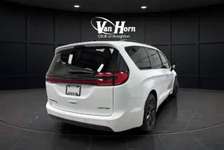 2025 Chrysler Pacifica