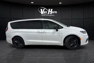 2025 Chrysler Pacifica