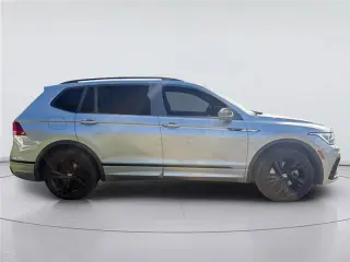 Volkswagen Tiguan 2023 SE R-Line negro 4dr SUV