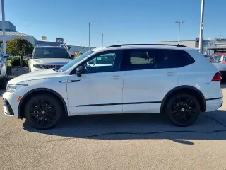 Volkswagen Tiguan 2022 AWD SE R-Line Black 4Motion 4dr SUV