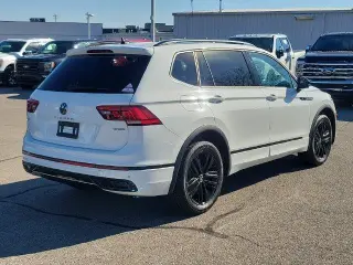 Volkswagen Tiguan 2022 AWD SE R-Line Black 4Motion 4dr SUV