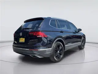 Volkswagen Tiguan 2018 AWD 2.0T SEL Premium 4Motion 4dr SUV