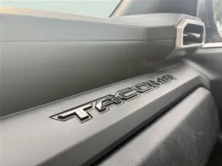 Toyota Tacoma 2025 4x2 SR 2dr XtraCab con cabina de 6.1 pies de largo