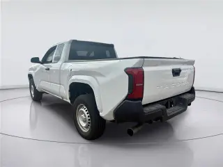 Toyota Tacoma 2025 4x2 SR 2dr XtraCab con cabina de 6.1 pies de largo