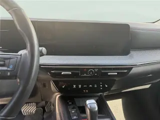 Nissan Kicks 2025 SR 4dr Crossover