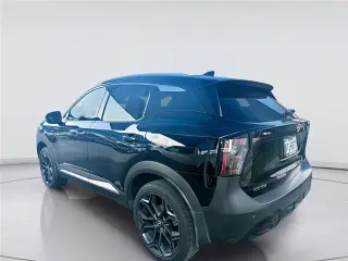 Nissan Kicks 2025 SR 4dr Crossover
