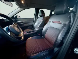 Nissan Kicks 2025 SR 4dr Crossover