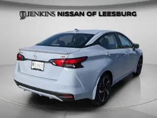 Nissan Versa 2025 SR Sedán de 4 puertas