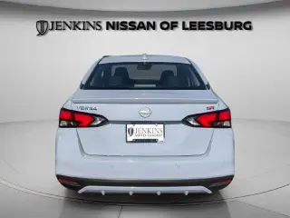 Nissan Versa 2025 SR Sedán de 4 puertas