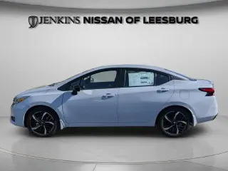 Nissan Versa 2025 SR Sedán de 4 puertas