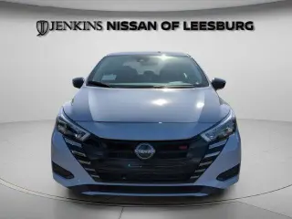 Nissan Versa 2025 SR Sedán de 4 puertas
