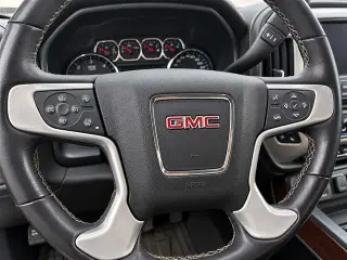 GMC Sierra 1500 2018 4x4 SLT 4dr Cabina de Crew 5.8 ft. SB