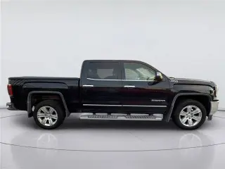 GMC Sierra 1500 2018 4x4 SLT 4dr Cabina de Crew 5.8 ft. SB