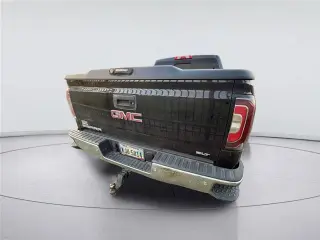GMC Sierra 1500 2018 4x4 SLT 4dr Cabina de Crew 5.8 ft. SB