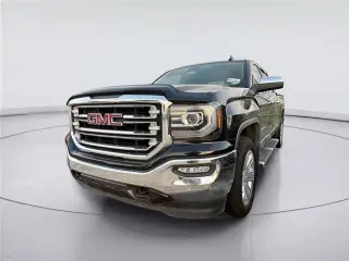 GMC Sierra 1500 2018 4x4 SLT 4dr Cabina de Crew 5.8 ft. SB