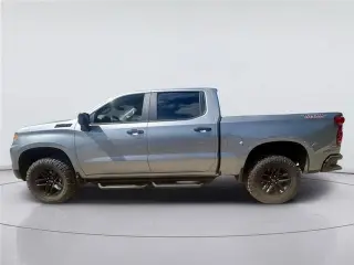Chevrolet Silverado 1500 2023 4x4 LT Trail Boss 4dr Cab con 5.8 pies de largo SB