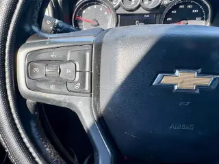 Chevrolet Silverado 1500 2021 4x2 LT 4dr Cab con motor de 5.8 ft. SB
