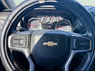 Chevrolet Silverado 1500 2021 4x2 LT 4dr Cab con motor de 5.8 ft. SB