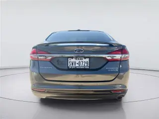 Ford Fusion Hybrid 2017 Titanium 4dr Sedán