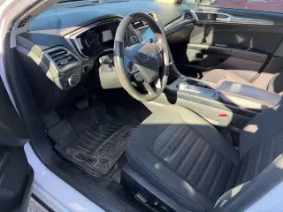 Ford Fusion 2020 SE Sedán 4 puertas