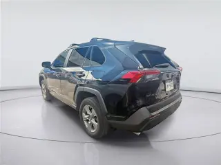 Toyota RAV4 2024 XLE 4dr SUV