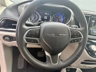 Chrysler Pacifica 2023 Touring L 4dr Mini-Van