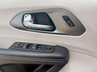 Chrysler Pacifica 2023 Touring L 4dr Mini-Van