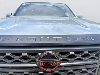 Nissan Frontier 2023 4x4 PRO-4X 4dr Cabina de Crew 5 ft. SB