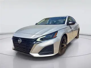 Nissan Altima 2024 2.5 S 4dr Sedán