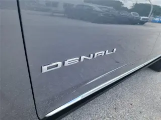 GMC Yukon XL 2022 4x2 Denali 4dr SUV