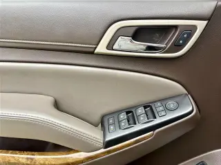 GMC Yukon 2016 4x2 Denali 4dr SUV