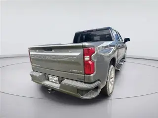 Chevrolet Silverado 1500 Limited 2022 4x2 Custom 4dr Crew Cab 5.8 ft. SB