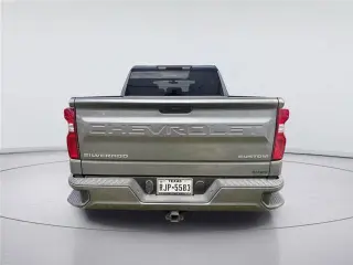 Chevrolet Silverado 1500 Limited 2022 4x2 Custom 4dr Crew Cab 5.8 ft. SB