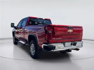 Chevrolet Silverado 2500HD 2023 4x4 LT 4dr Cab de Tripulación SB