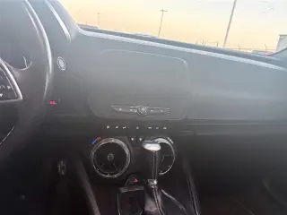 Chevrolet Camaro 2018 LT 2dr Coupe con 1LT