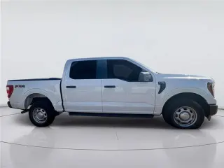 Ford F-150 2023 4x4 XL 4dr SuperCrew 5.5 ft. SB