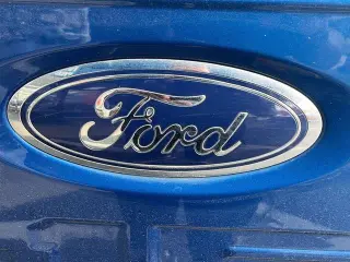 Ford F-150 2023 4x4 XL 4dr SuperCrew 5.5 ft. SB