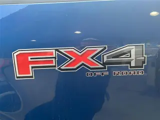 Ford F-150 2023 4x4 XL 4dr SuperCrew 5.5 ft. SB