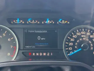 Ford F-150 2015 4x4 XLT 4dr SuperCrew 5.5 ft. SB