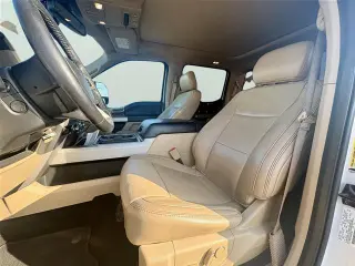 Ford F-250 Super Duty 2019 4x4 Lariat 4dr Crew Cab 8 ft. LB Pickup