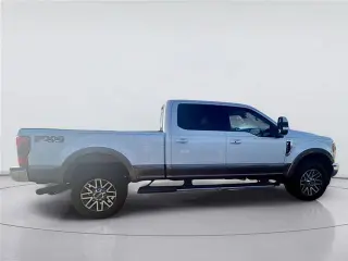 Ford F-250 Super Duty 2019 4x4 Lariat 4dr Crew Cab 8 ft. LB Pickup