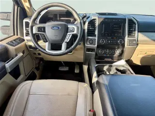 Ford F-250 Super Duty 2019 4x4 Lariat 4dr Crew Cab 8 ft. LB Pickup