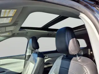 Ford Explorer 2023 AWD XLT 4dr SUV